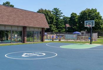 Full court basketball court